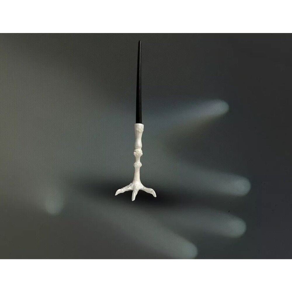 White Pearl Claw Candlestick‎ Halloween Tabletop Décor 9”
